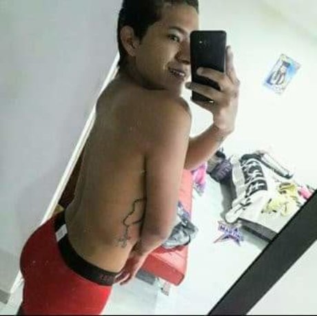 Santiago Yaima ポルノスター ホット 画像