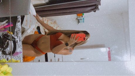Melissa Sanchez HDモデル 写真