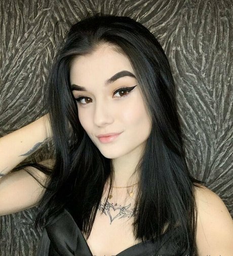 vika redheadbaby アートモデル 画像