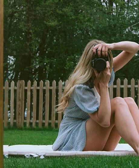 Ana Mulvoy Ten HDモデル 写真