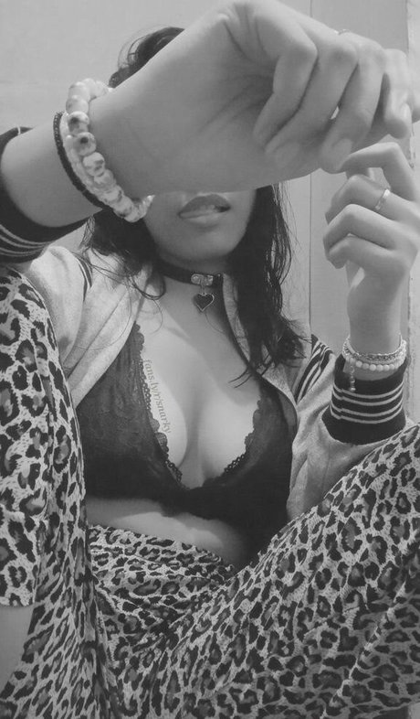 美しいアジア人OnlyFans ホット 画像