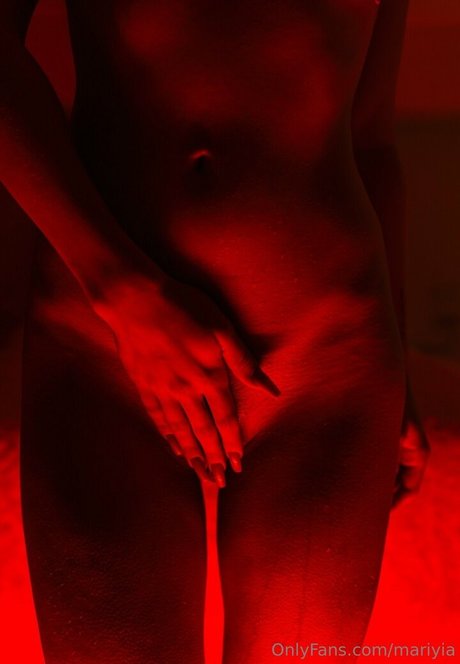 mariyia ポルノモデル 写真