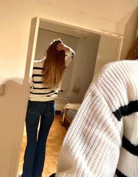 kendalljane アート女優 ギャラリー