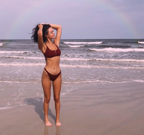 Clare Temerowski 可愛いモデル 画像