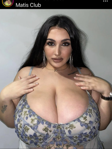 alessiabarbarossa 高品質モデル 写真
