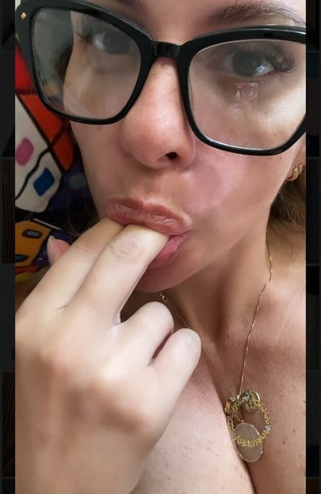 Roberta Bastos エロティックなスター 写真