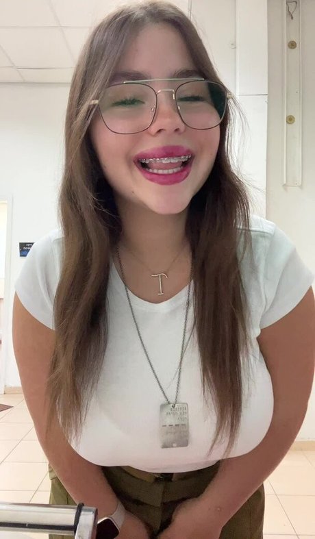 Tamar Abuchzira ポルノスター 写真