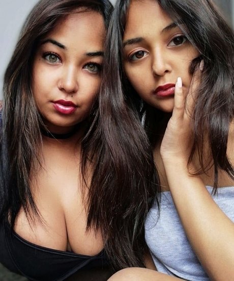 プリンセスプッシーOnlyFans セクシーヌード 写真