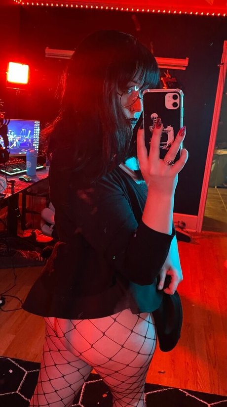 WhisperingPizza ASMR セクシーなスター 写真