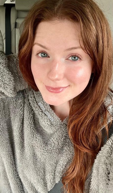 emma paige26 スター 写真