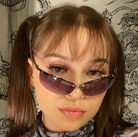 Ylva Eline セックススター 画像
