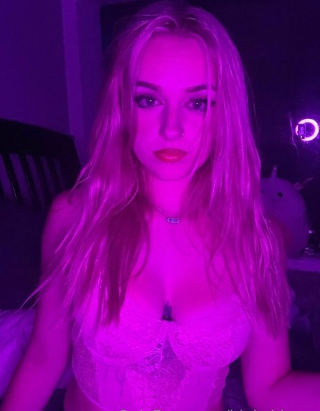 blakebloom top profile image