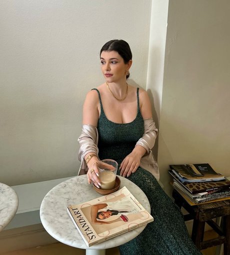 Carolina Neto ホットなスター 写真
