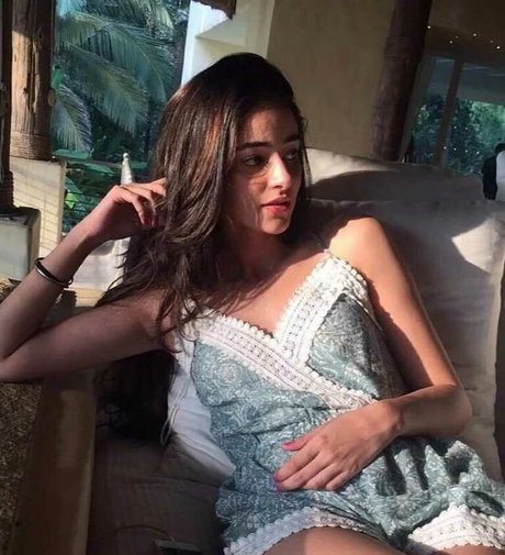 Ananya Panday かわいいスター 写真