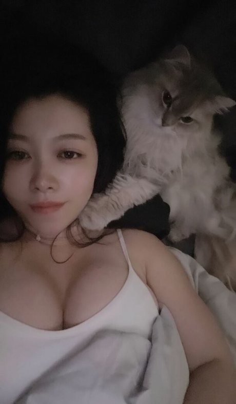 Cathy fitness ポルノスター 独占 写真