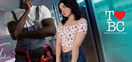 Virgin Butterfly セックススター 写真