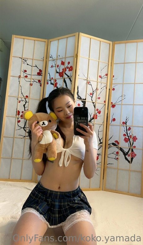 koko yamada 美しいポルノスター 画像