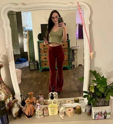 Emma Lilly 独占モデル 写真