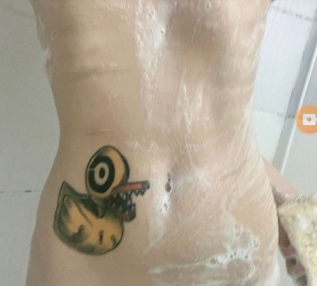 Pandemonita ヌードモデル 写真