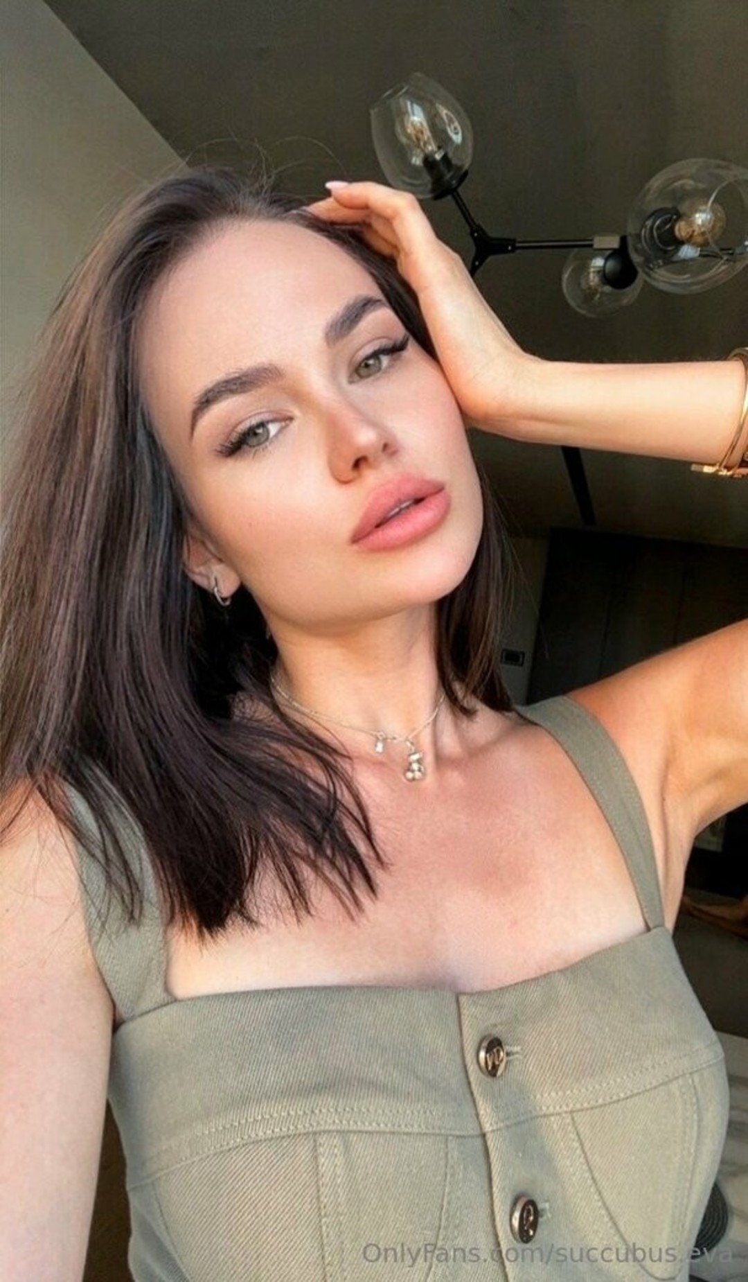 succubus eva xxxモデル 写真