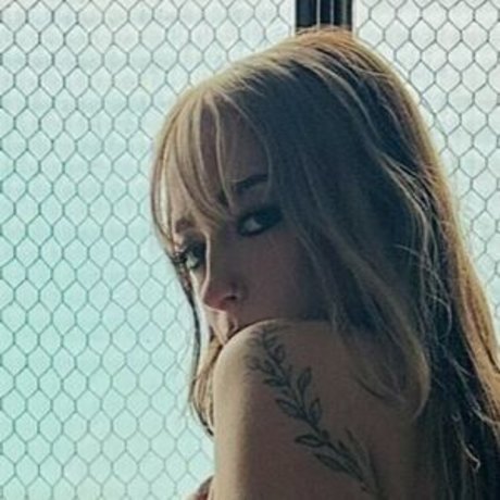 Sweeetrosalie 完璧なモデル 画像