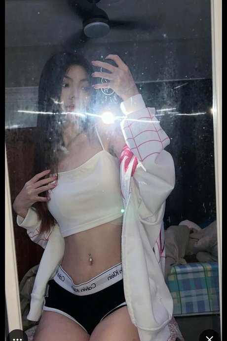 c chlxee セクシーなスター ギャラリー
