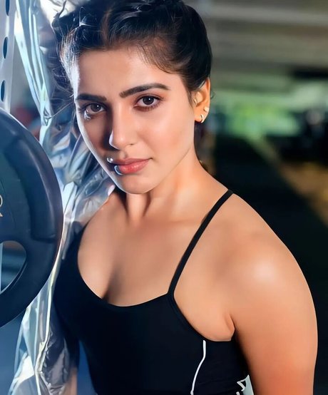 Samantha Ruth Prabhu ポルノ女優 ギャラリー