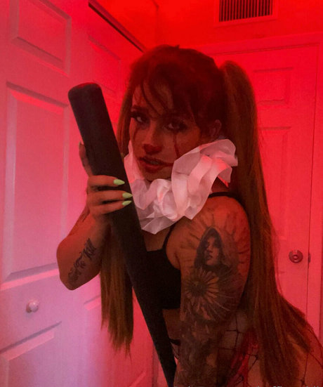 PoofBallDemon 可愛い女優 画像