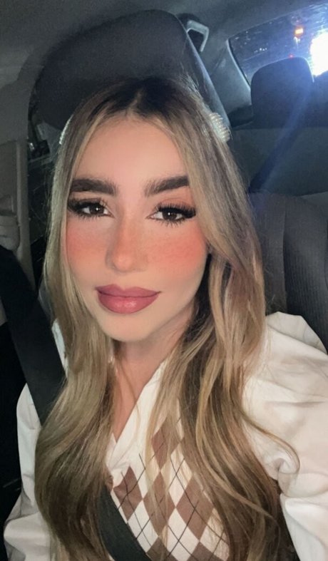 Paola Silerio 高品質のスター 画像