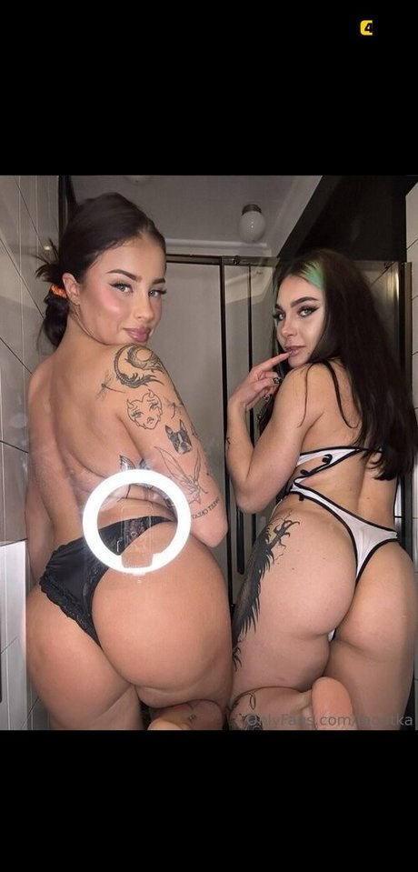 Agata Fagata F k 完璧なスター アーカイブ
