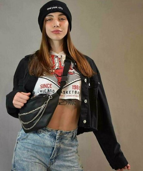 ornellaturri top profile image