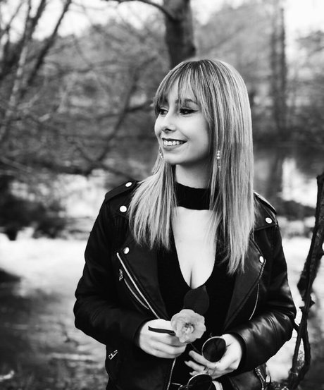 Mariana De Sousa セックス女優 写真