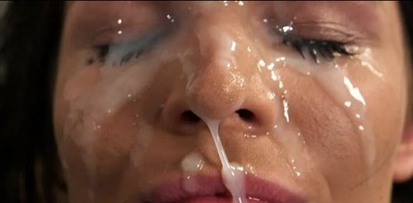 Tasha Holz セックス女優 写真
