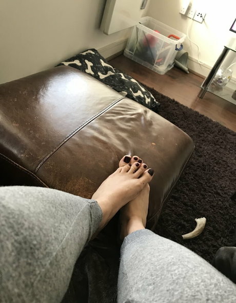 Preeti And Priya Young HDポルノスター 写真