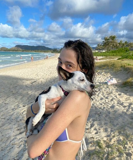 Dev Lemons ヌード女優 写真
