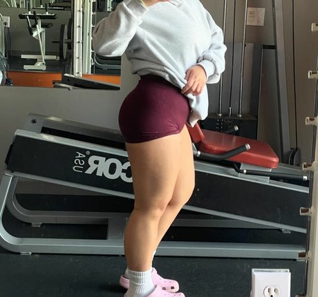 ディスコード トランス OnlyFans アートヌード 写真