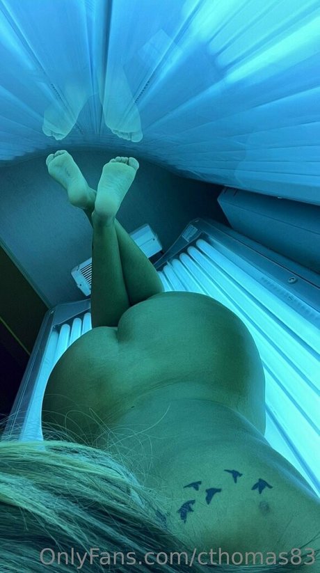 Casie Thomas モデル 画像