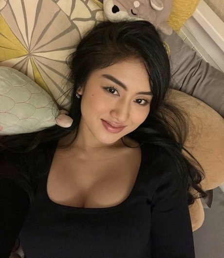 Tiarachakkaw ヌード女優 ギャラリー