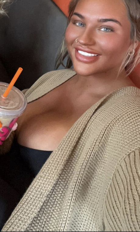 Nicole Barker top profile image