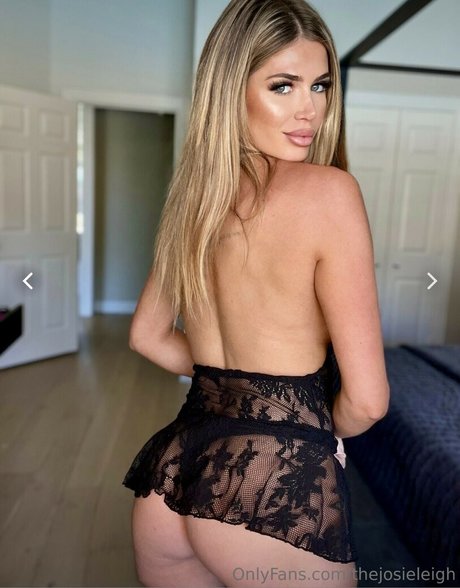 Josie Leigh トップモデル 写真