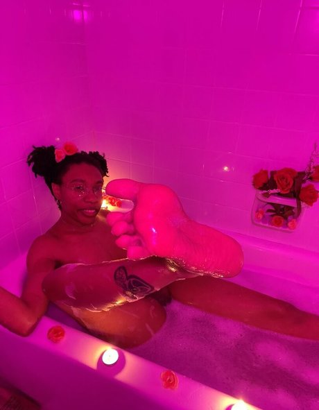 strawberry bubbles ポルノスター 写真