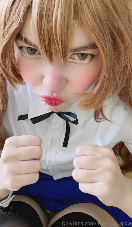 小柄なトゥインクOnlyFans エロチック 写真