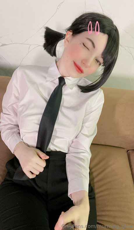 murrning glow XXXモデル 画像