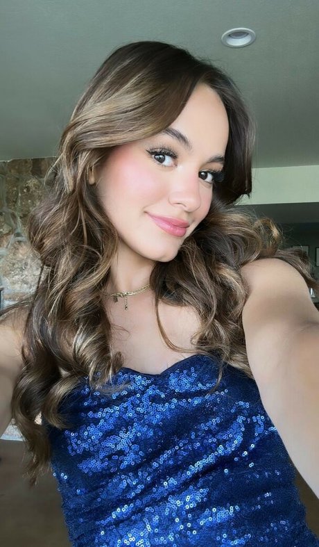 Andrea Guti rrez ホットスター 画像