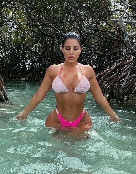 Stephanie Ball エロティックなモデル 写真