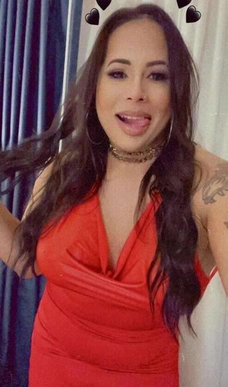 AEW Wrestler Nyla Rose エロティックなスター 写真