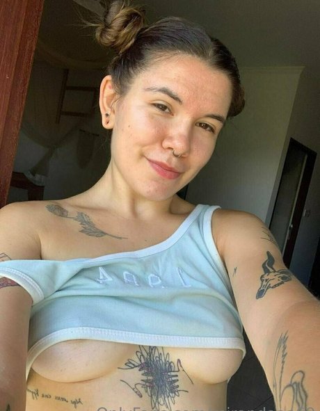 isabelaevans 裸のスター 写真