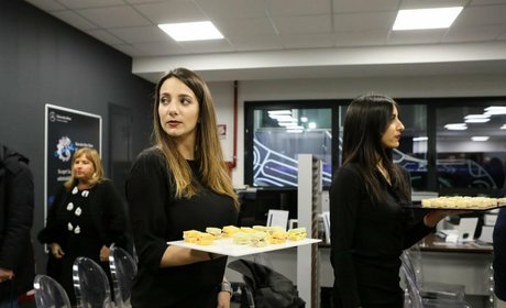 Cleo Bracchi 裸のモデル 写真