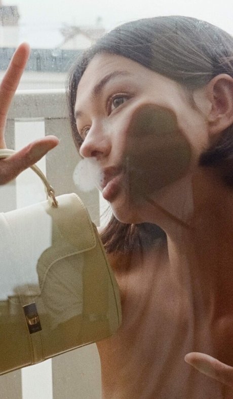 Bridget Gao Hollitt 無料のポルノスター 写真