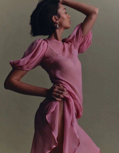 Bridget Gao Hollitt ポルノスター 可愛い 写真